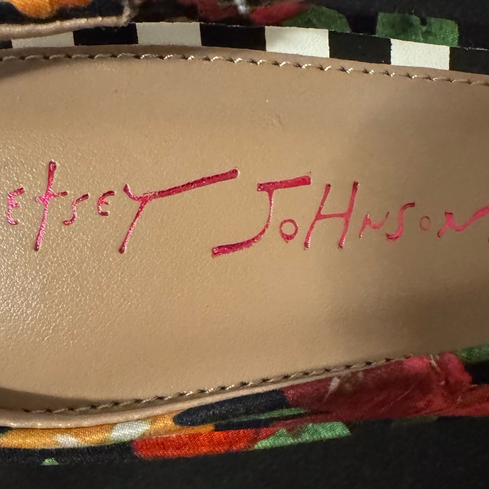 Betsey Johnson 9.5 M “Birdy” Floral and Polka Dot Slingback Kitten Heels NEW! - Picture 5 of 7